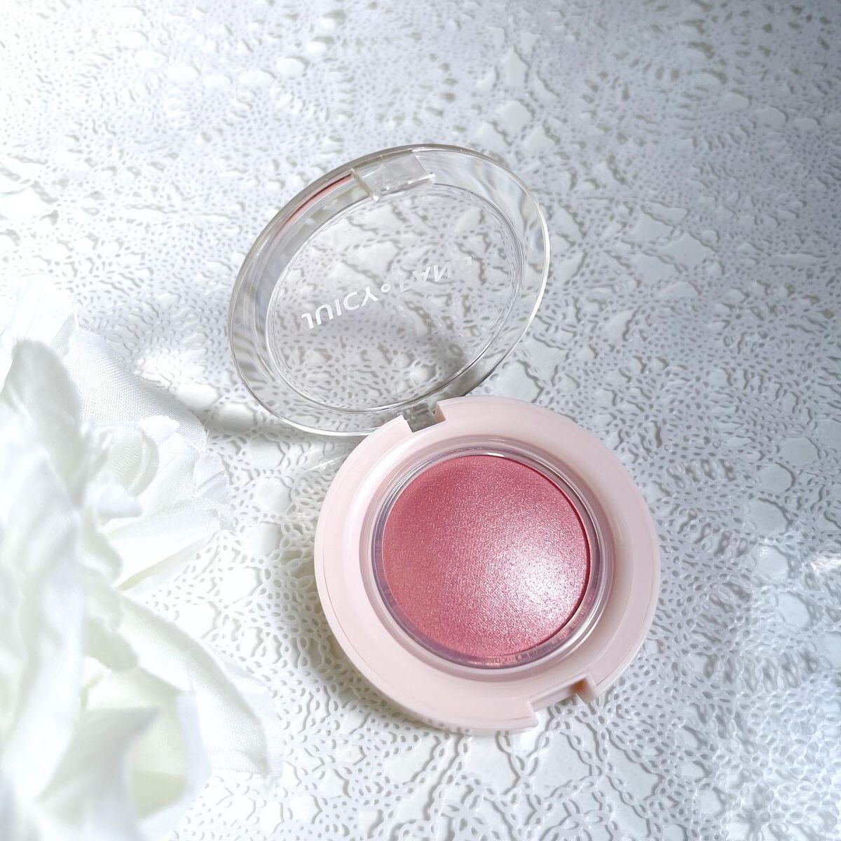 ゆき on LIPS 「初めてアピュー購入しました🥰日焼け止めが欲しくて本当はグリーン..」(3枚目)