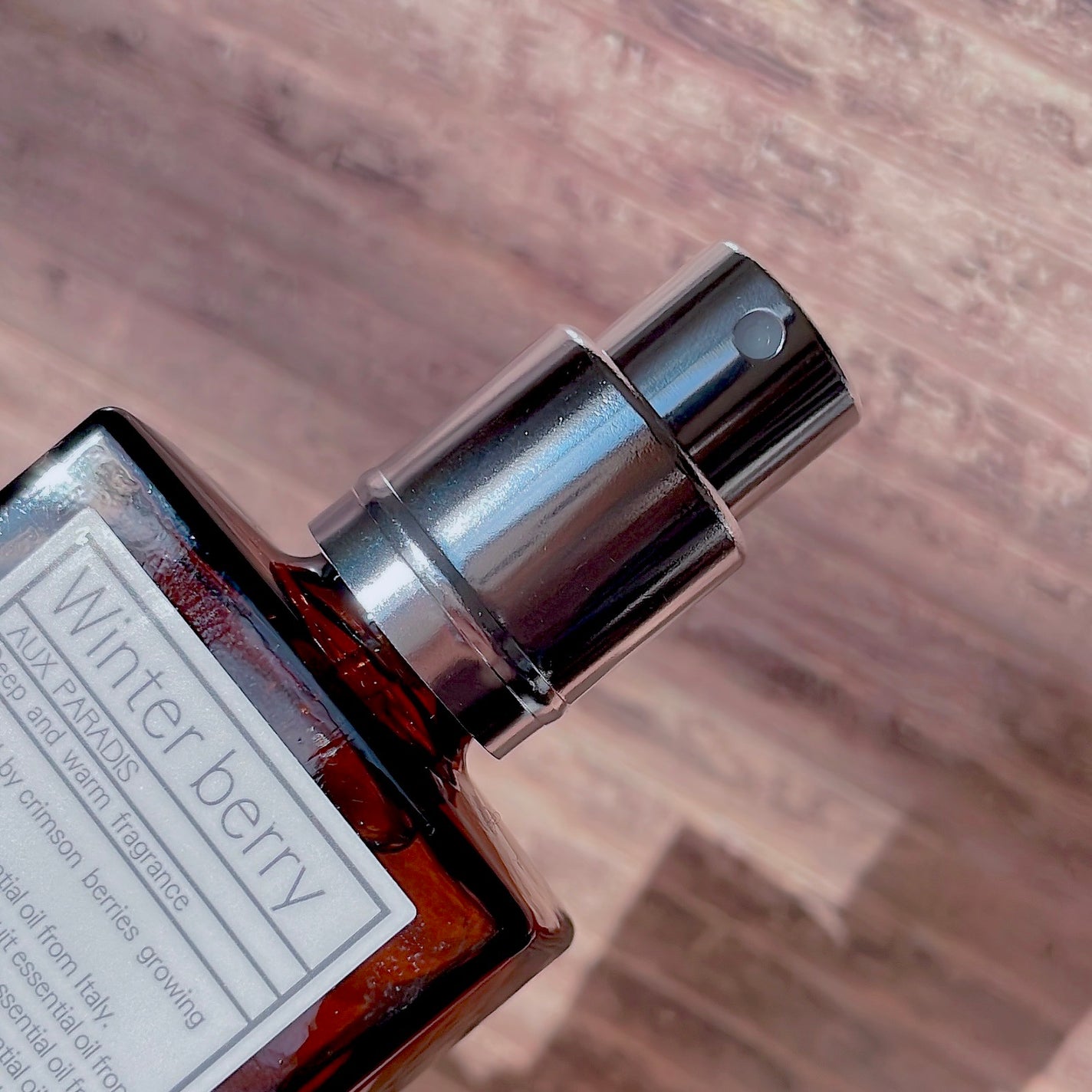 オードパルファム #10 Winter berry 〔ウィンター ベリー〕/AUX PARADIS/香水(レディース)を使ったクチコミ(2枚目)