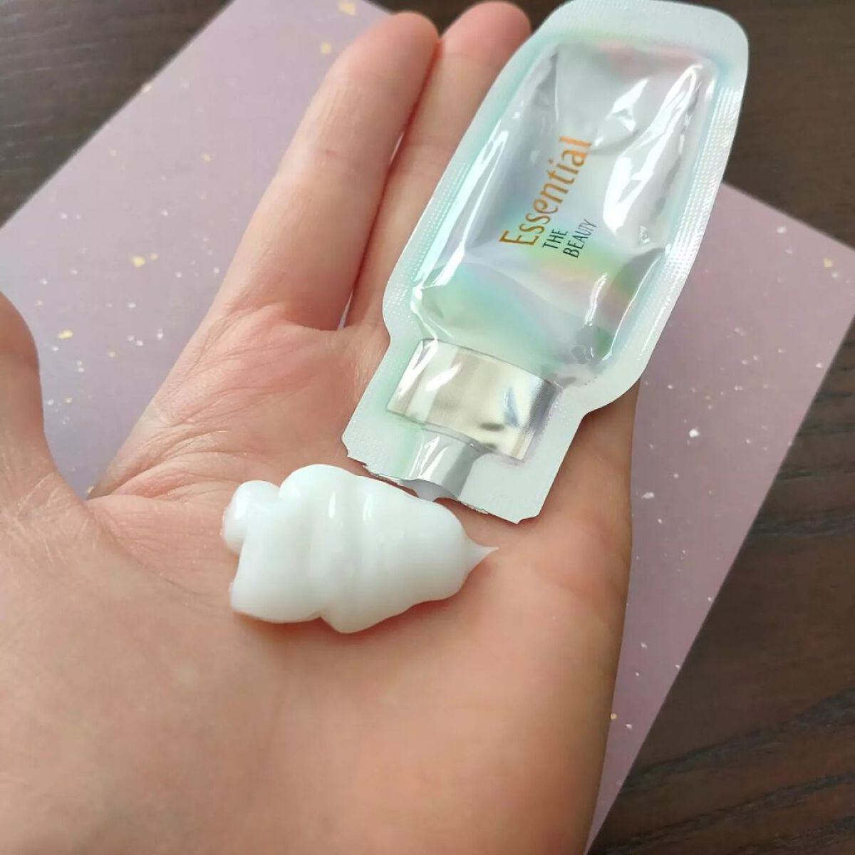 ザビューティ うるツヤチャージヘアパック/エッセンシャル/ヘアマスク・ヘアパックを使ったクチコミ(4枚目)