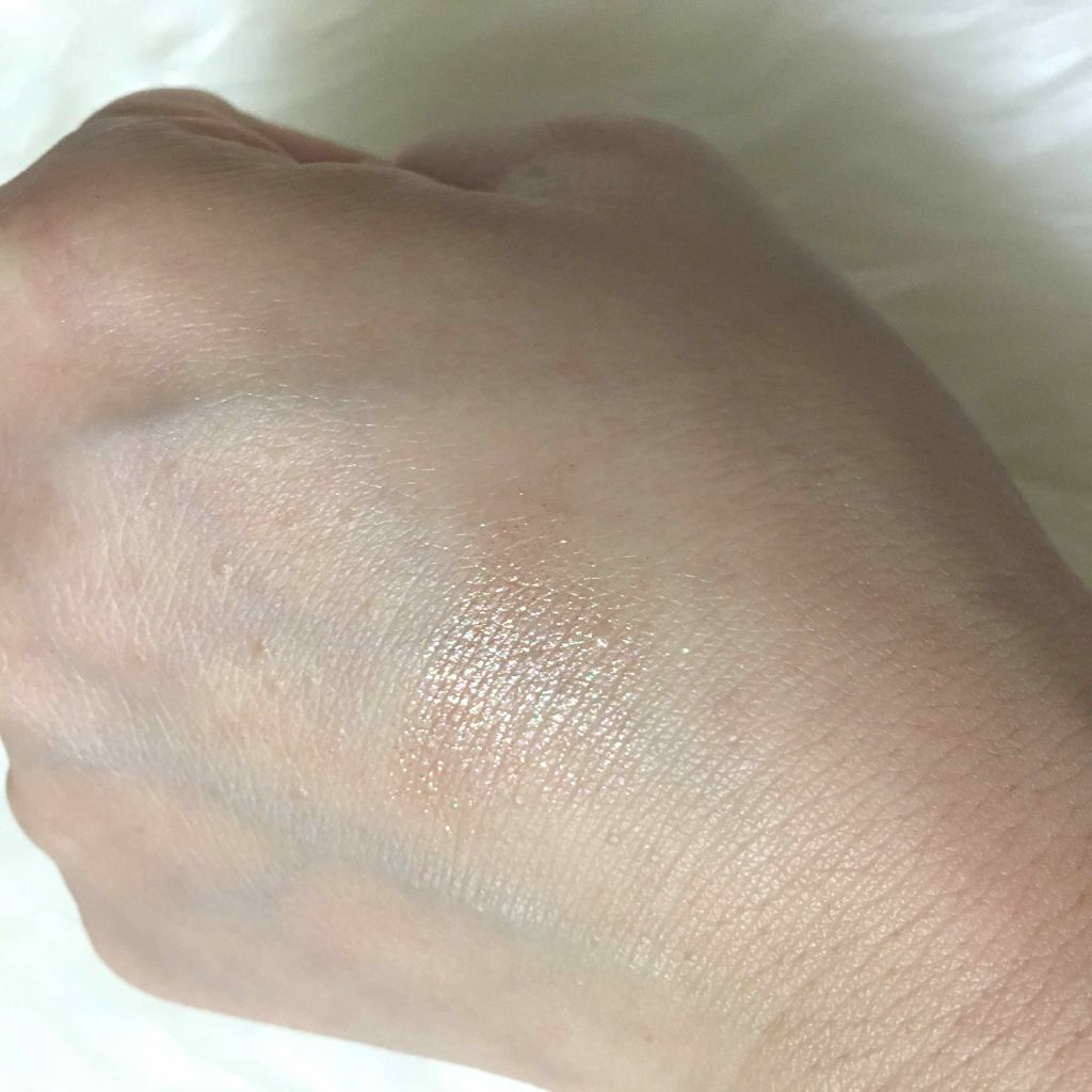 プリズム エアー シャドウ/CLIO/単色アイシャドウを使ったクチコミ（2枚目）