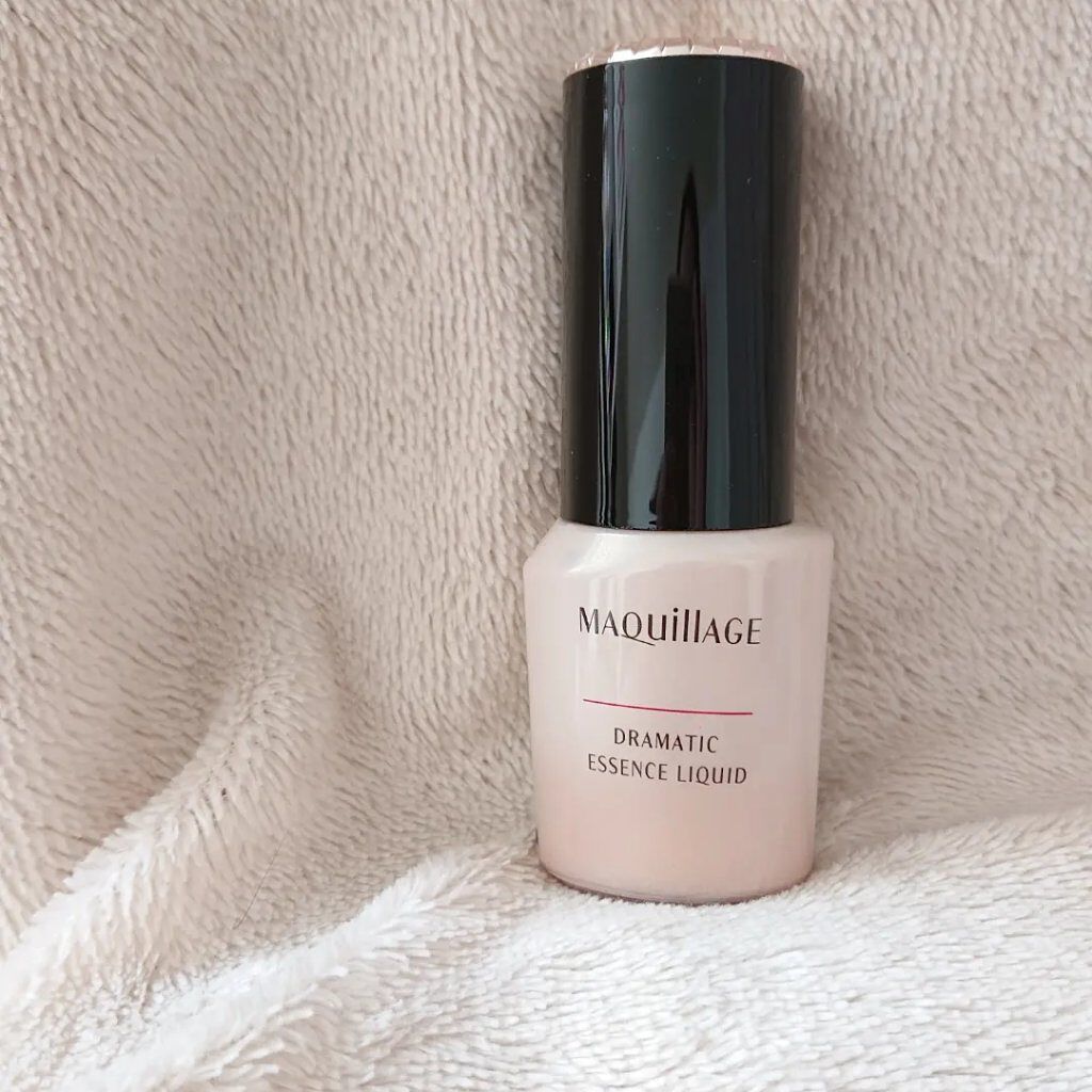 ドラマティックエッセンスリキッド/マキアージュ/リキッドファンデーションを使ったクチコミ（1枚目）