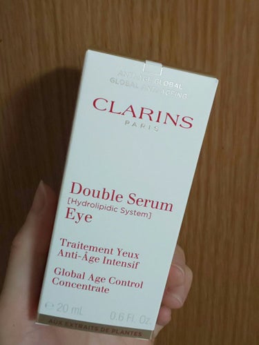 CLARINS ダブル セーラム アイのクチコミ「CLARINS ダブル セーラム アイ

２種類の美容液が入った目元用美容液です。
２種類の美.....」（1枚目）