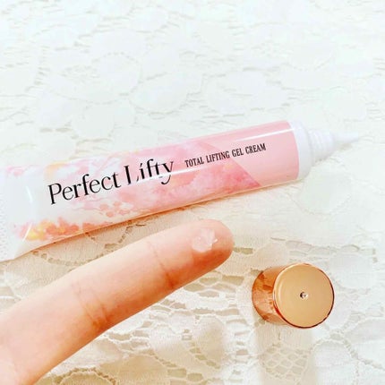 Perfect Lifty  TOTAL LIFTING GEL CREAM/R&/フェイスクリームを使ったクチコミ(2枚目)
