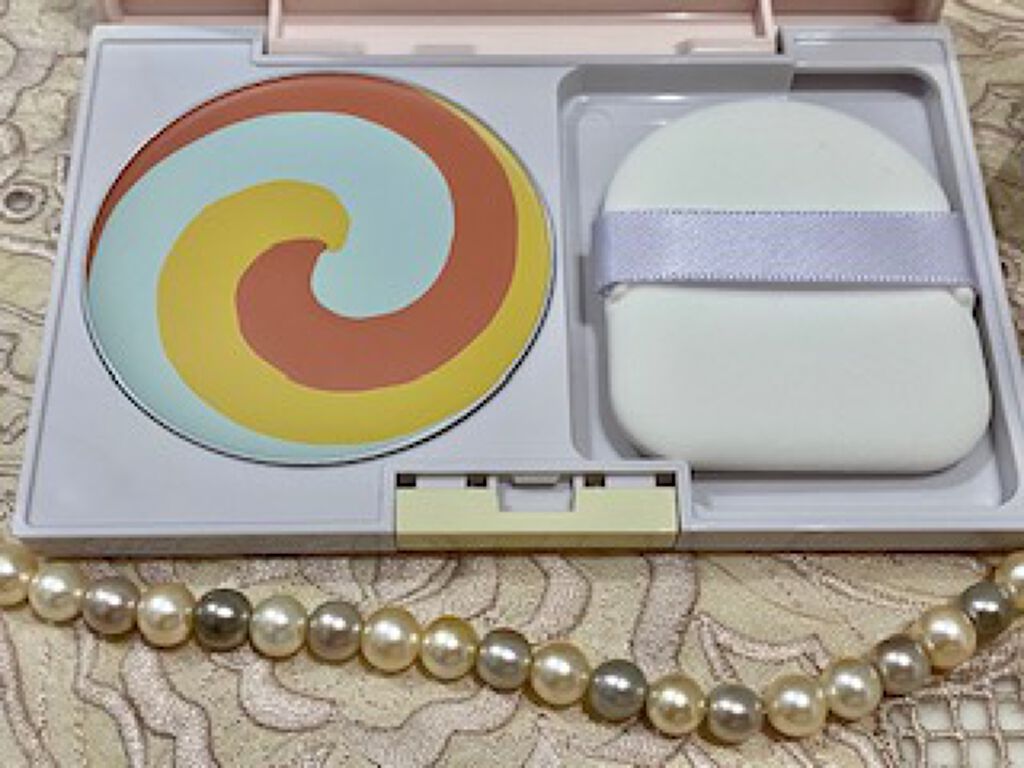 カラーブレンドグローファンデーション/ディエム クルール/クリーム・エマルジョンファンデーションを使ったクチコミ(2枚目)