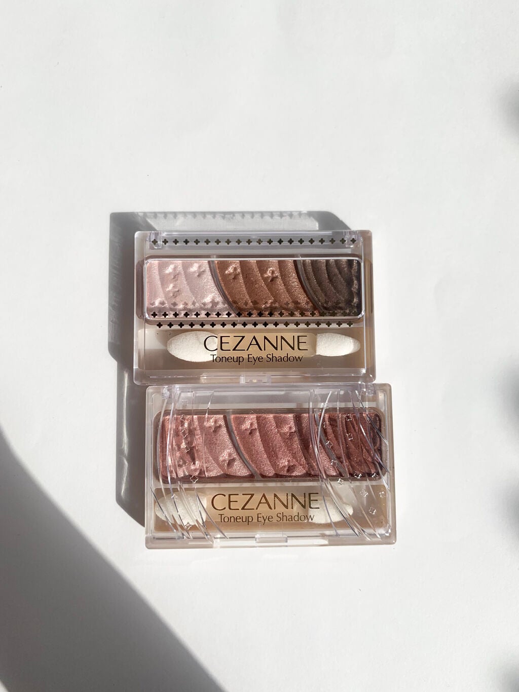 トーンアップアイシャドウ/CEZANNE/アイシャドウパレットを使ったクチコミ(2枚目)