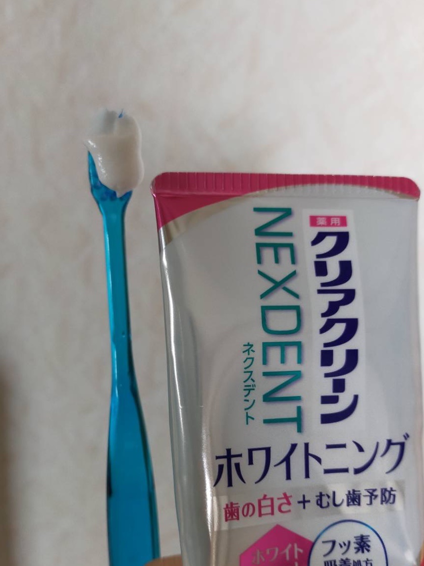 クリアクリーンホワイトニング 薬用ハミガキ/クリアクリーン/歯磨き粉を使ったクチコミ（3枚目）