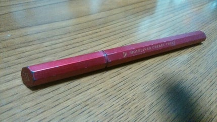 モテライナー リキッド/UZU BY FLOWFUSHI/リキッドアイライナーを使ったクチコミ(1枚目)