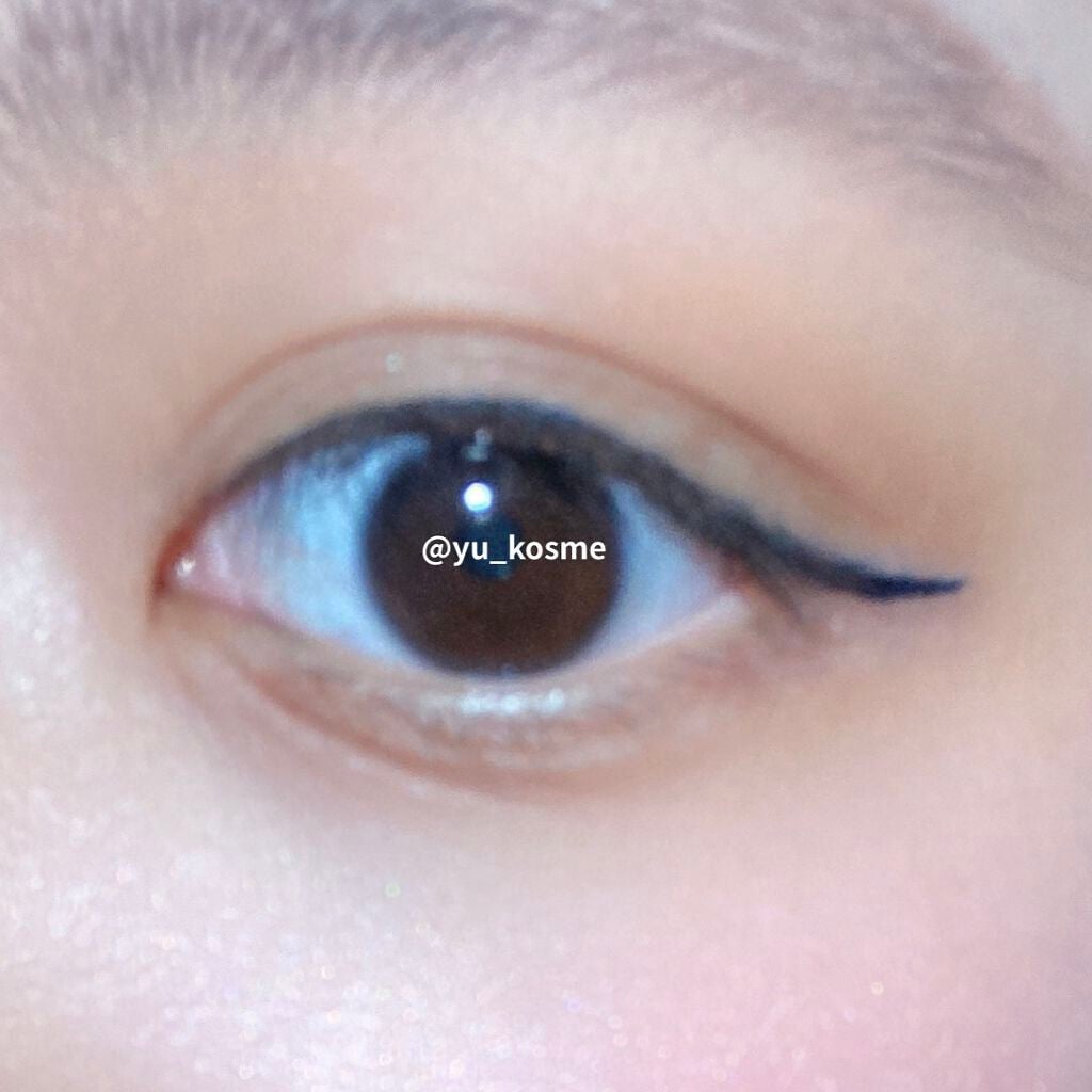 7 SHADES OF BLACK/UZU BY FLOWFUSHI/リキッドアイライナーを使ったクチコミ(4枚目)