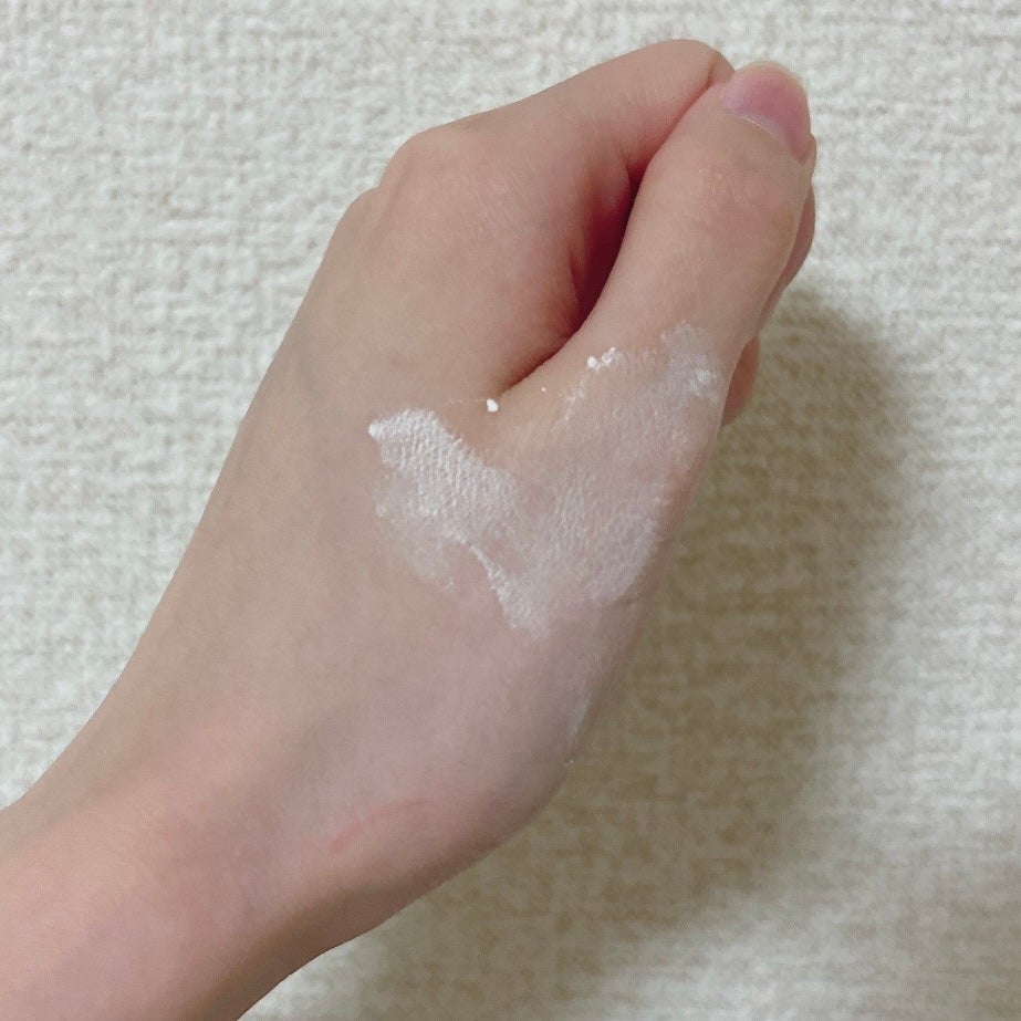 まー on LIPS 「#PR#デオナチュレベタつく汗にも/さらさらデオドラントパウダ..」(4枚目)