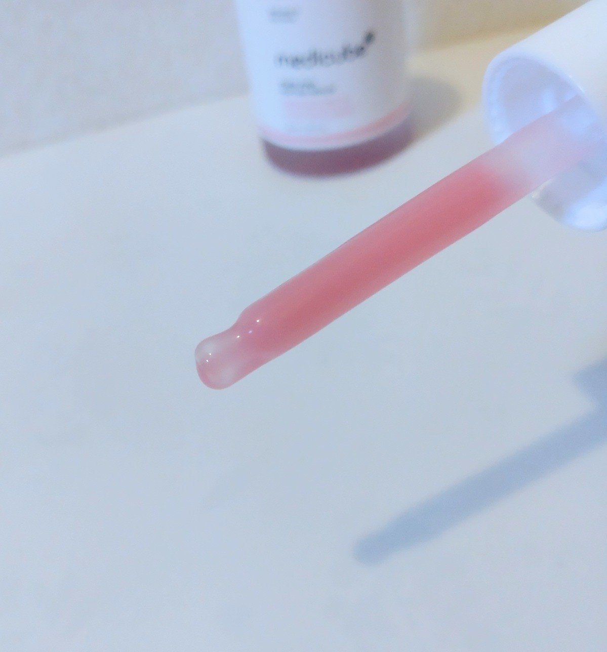 PDRNピンクアンプル PDRN 10,000ppm配合/MEDICUBE/美容液を使ったクチコミ（3枚目）