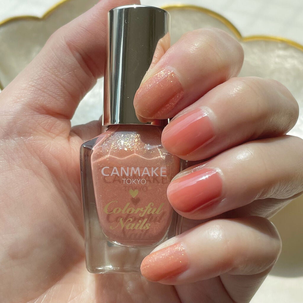 カラフルネイルズ/キャンメイク/マニキュアを使ったクチコミ(2枚目)
