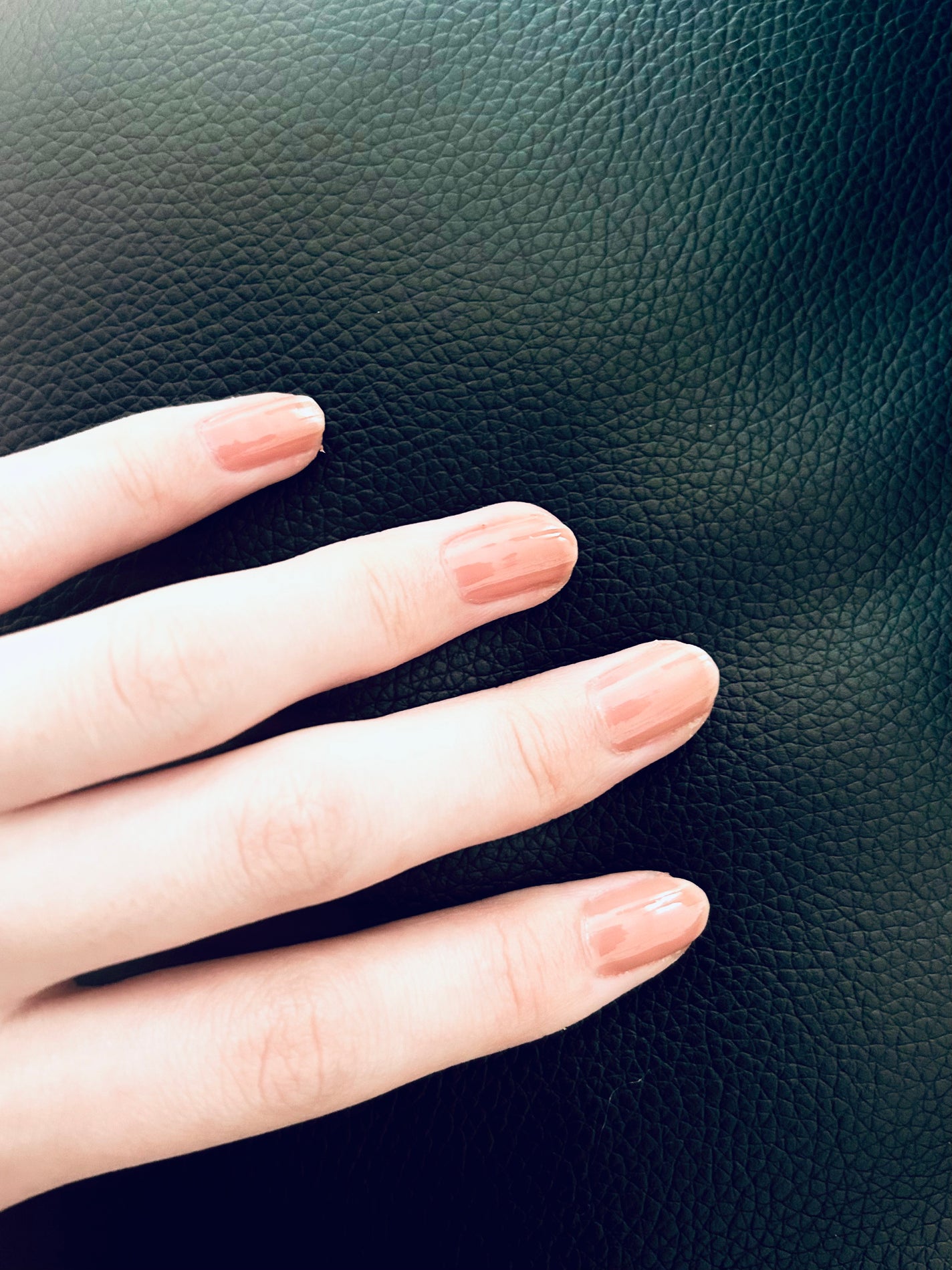 女王のカメオネイルカラー/COLORROSE/マニキュアを使ったクチコミ(5枚目)