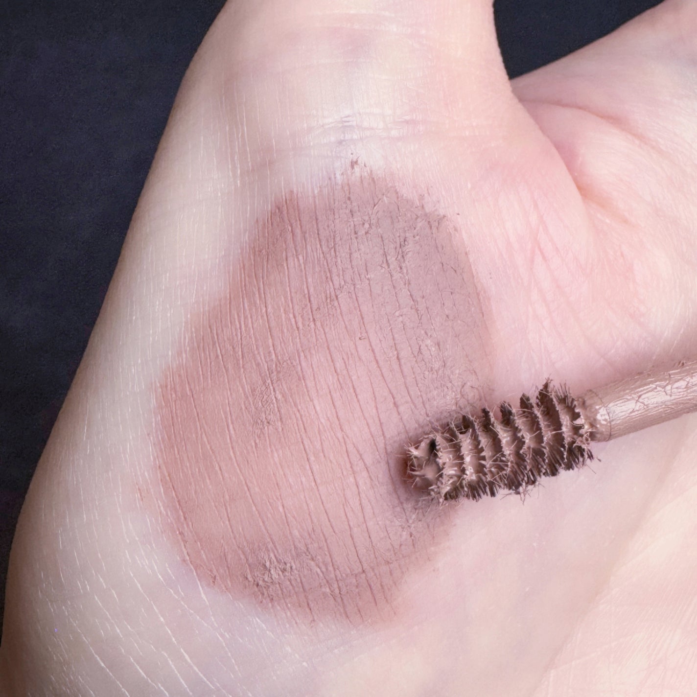 エレガンス フロッキー アイブロウ マスカラ/Elégance/眉マスカラを使ったクチコミ(3枚目)