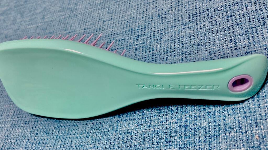 タングルティーザー ザ・アルティメットディタングラー ミニ/TANGLE TEEZER/ヘアブラシを使ったクチコミ(2枚目)