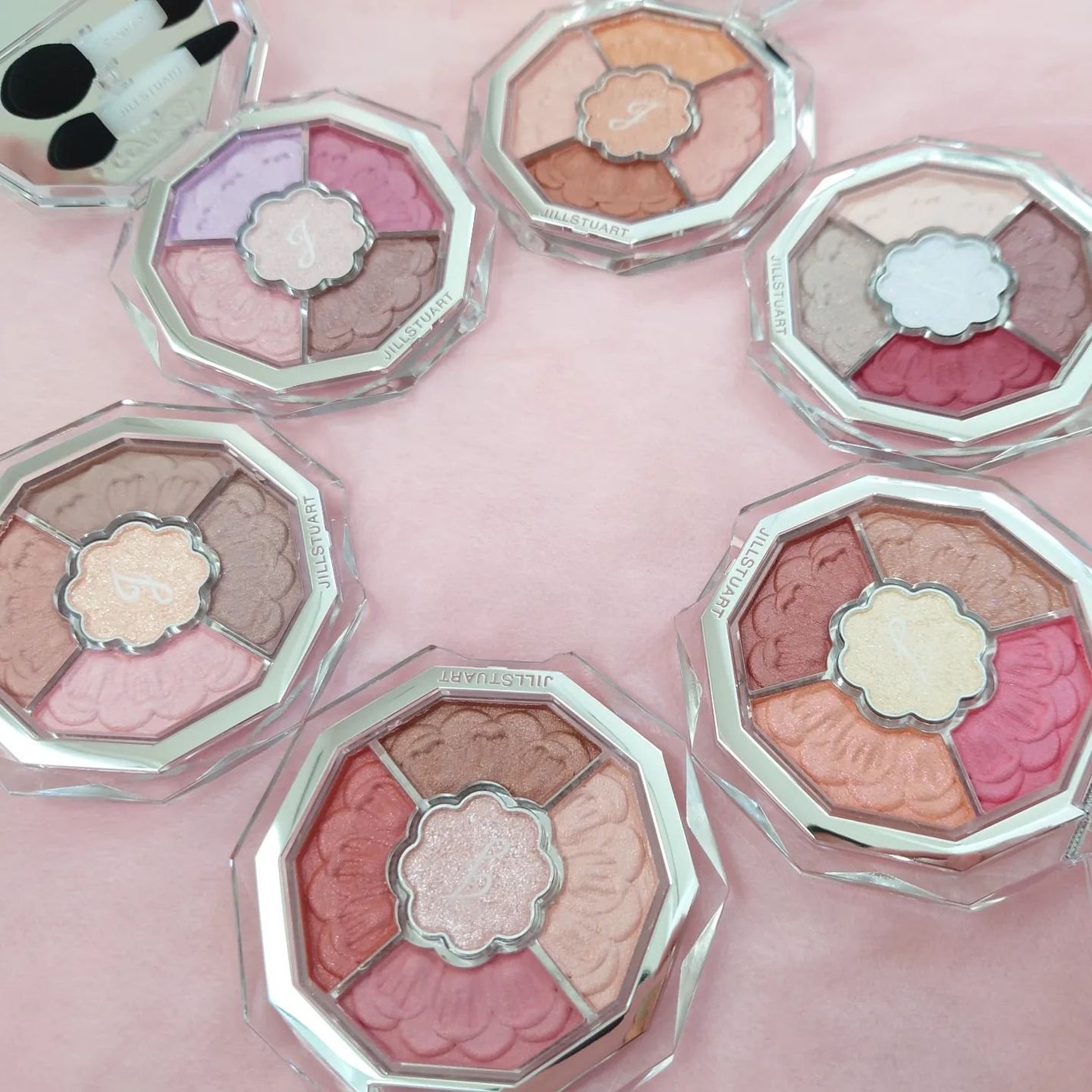 ジルスチュアート ブルームクチュール アイズ ジュエルドブーケ/JILL STUART/アイシャドウパレットを使ったクチコミ(6枚目)