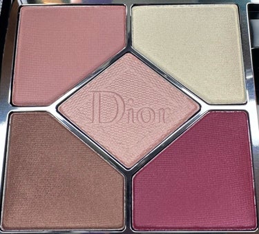 【旧】サンク クルール クチュール 709 アイコニック ミューズ（生産終了）/Dior/アイシャドウパレットを使ったクチコミ（3枚目）