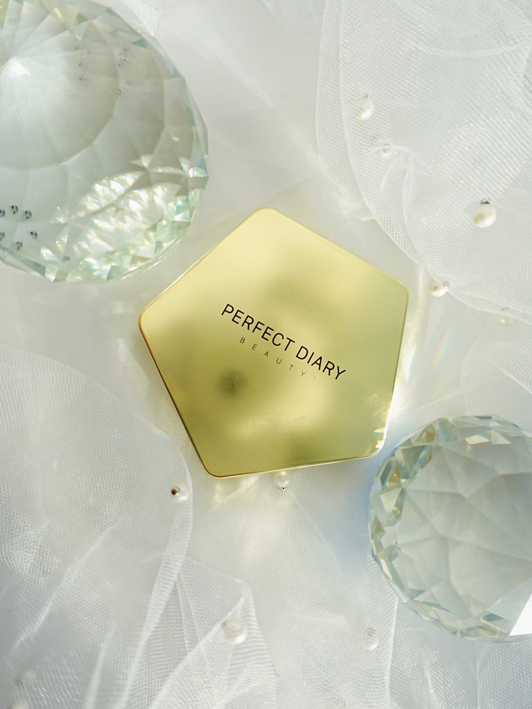 スターダストダイヤモンドハイライトパウダー 05 シャンパンピンク/PERFECT DIARY/パウダーハイライトを使ったクチコミ（2枚目）