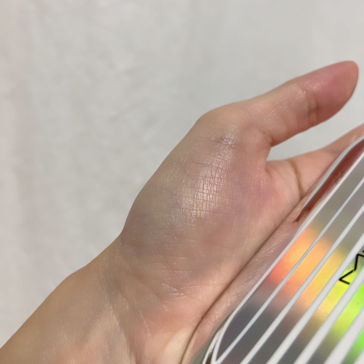 ライトフル C+ SPF 30 ファンデーション コンパクト/M・A・C/パウダーファンデーションを使ったクチコミ（2枚目）