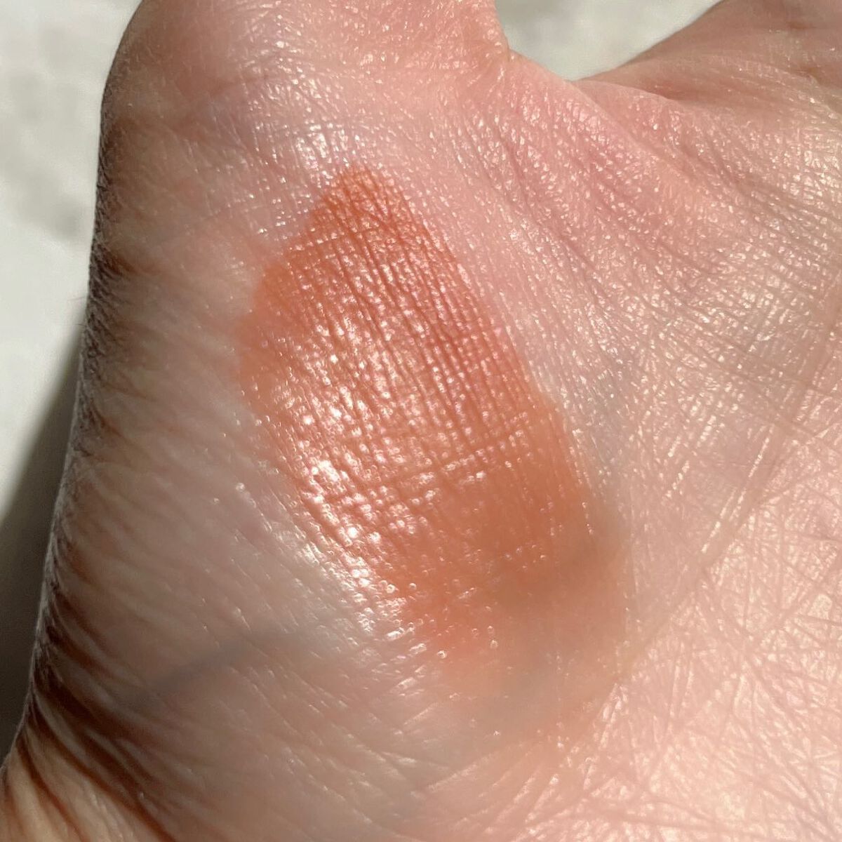 センシュアル フィッティング グロウ ティント/HERA/リップティントを使ったクチコミ(5枚目)