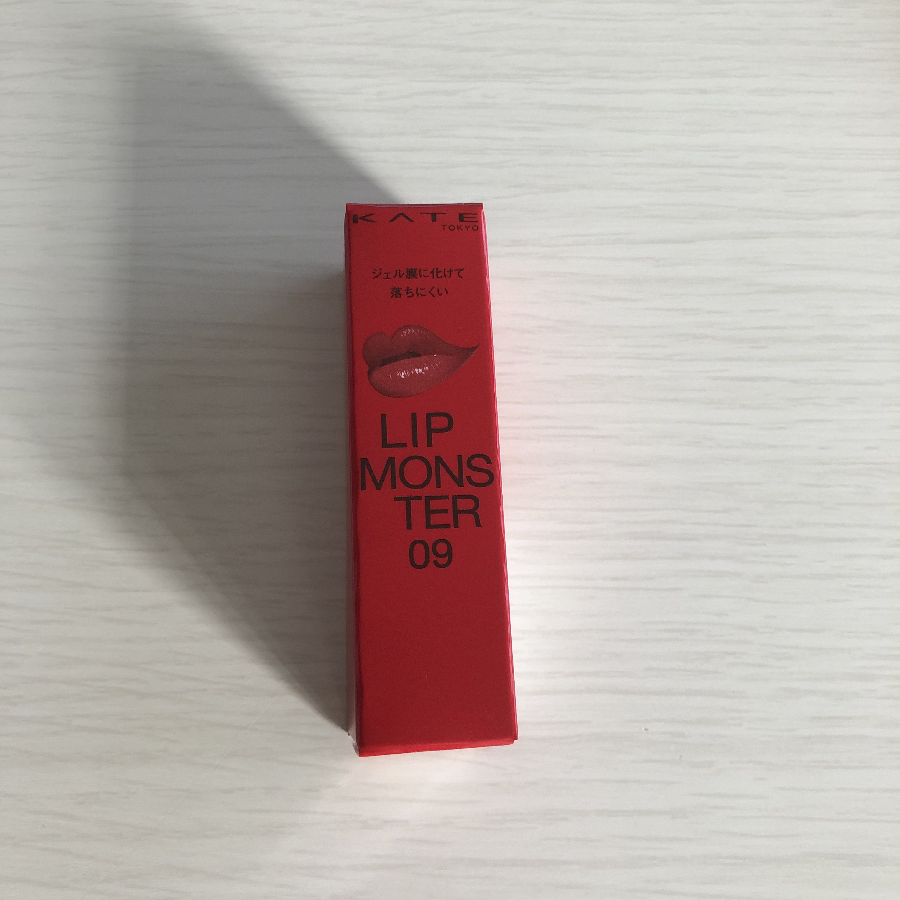   KATE
リップモンスター
09
水晶玉のマダム
web限定色
¥1,540〜

イエベブルベ問わず
使いやすいお色🫶

リップモンスターはなんといっても
落ちにくくて最高✨️

ジェル膜に化けて
落ちにくいってなんかカッコイイ🤣
