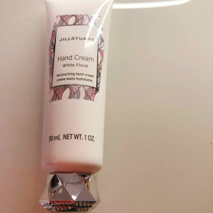 ジルスチュアート ハンドクリーム ホワイトフローラル/JILL STUART/ハンドクリームを使ったクチコミ(1枚目)