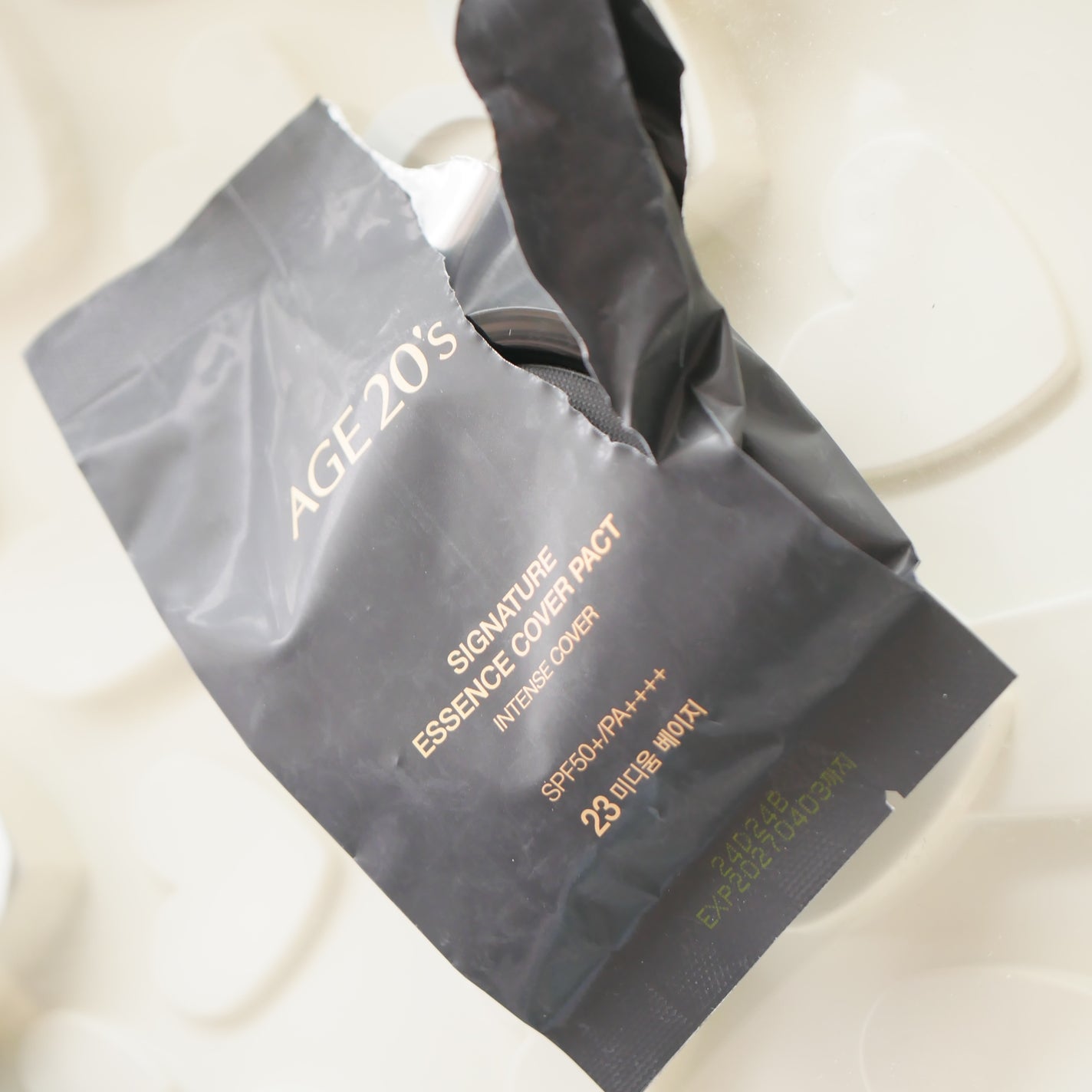 SIGNATURE ESSENCE COVER PACT /AGE20’s/クリーム・エマルジョンファンデーションを使ったクチコミ(3枚目)