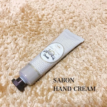 《SABON ハンドクリーム》

🍹 Decade

日本上陸10周年を迎えたSABONの限定の香り♡♡
「和」をテーマに作られていて、
ホワイトティーに柚子をプラスした香りです。
午後のほっとつくブレ