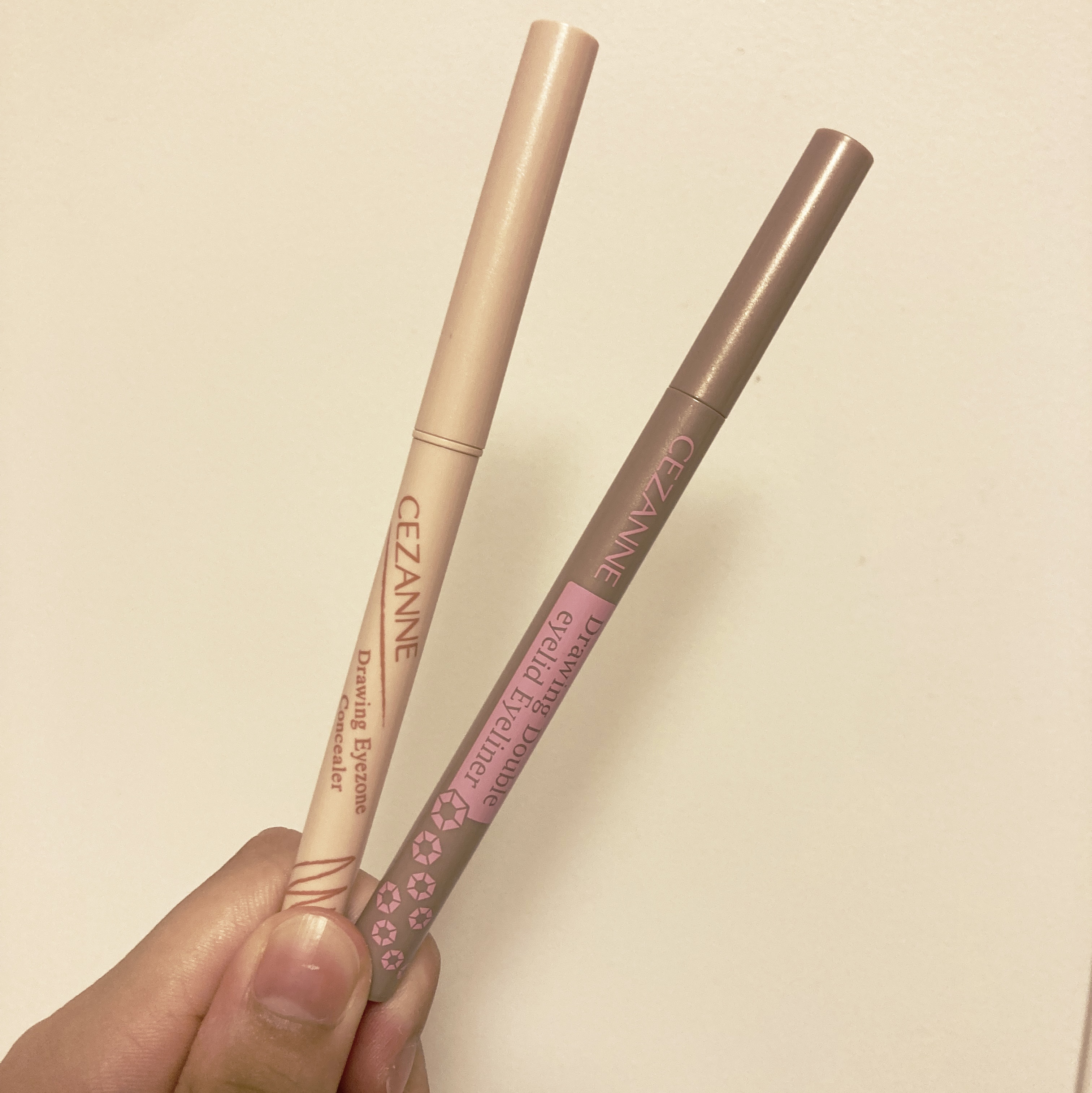 描くふたえアイライナー/CEZANNE/リキッドアイライナーを使ったクチコミ（1枚目）