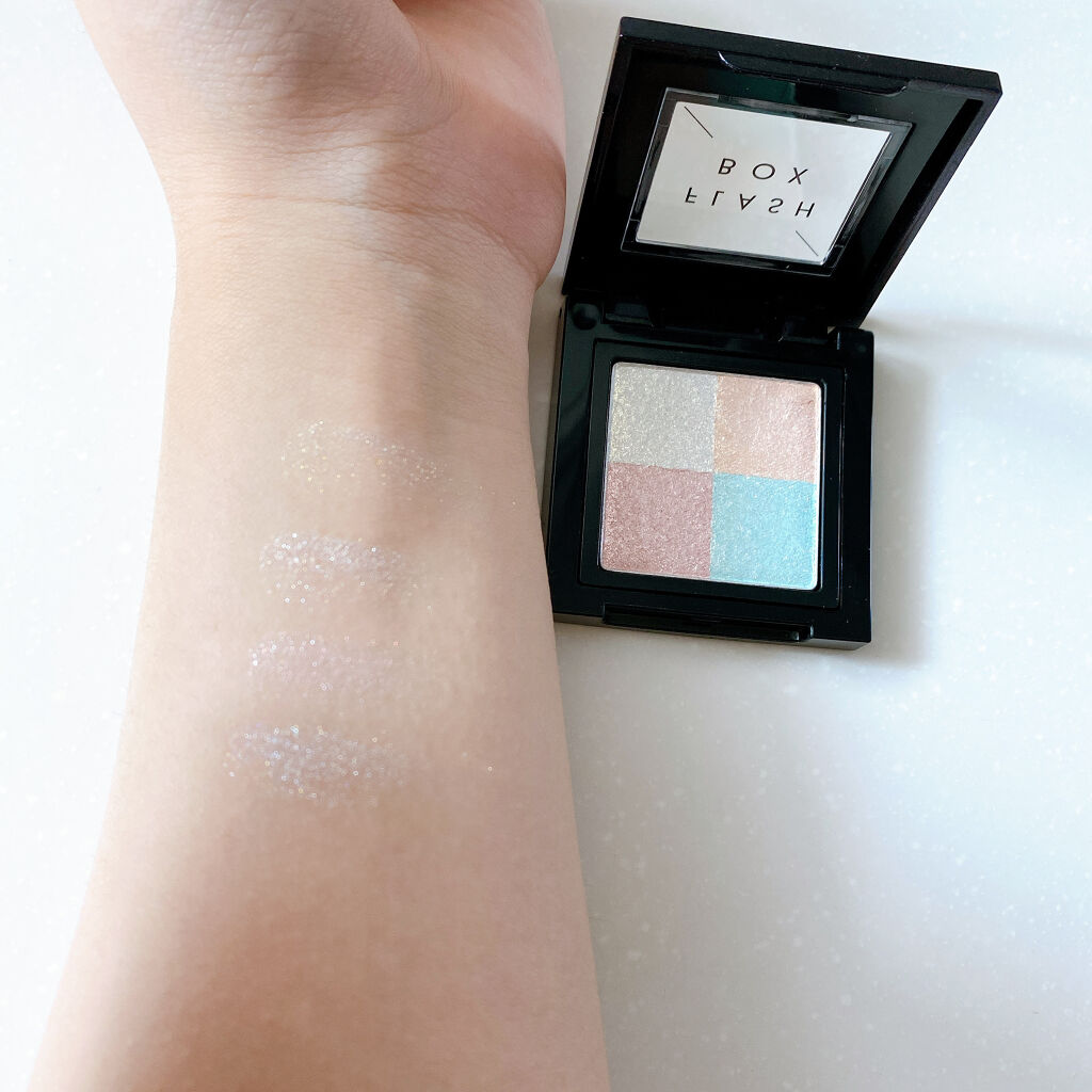 A’pieu フラッシュボックスのクチコミ「\A’pieu フラッシュボックス/

1　SPLENDID DAY

肉眼で見るとラメにカラ.....」（3枚目）