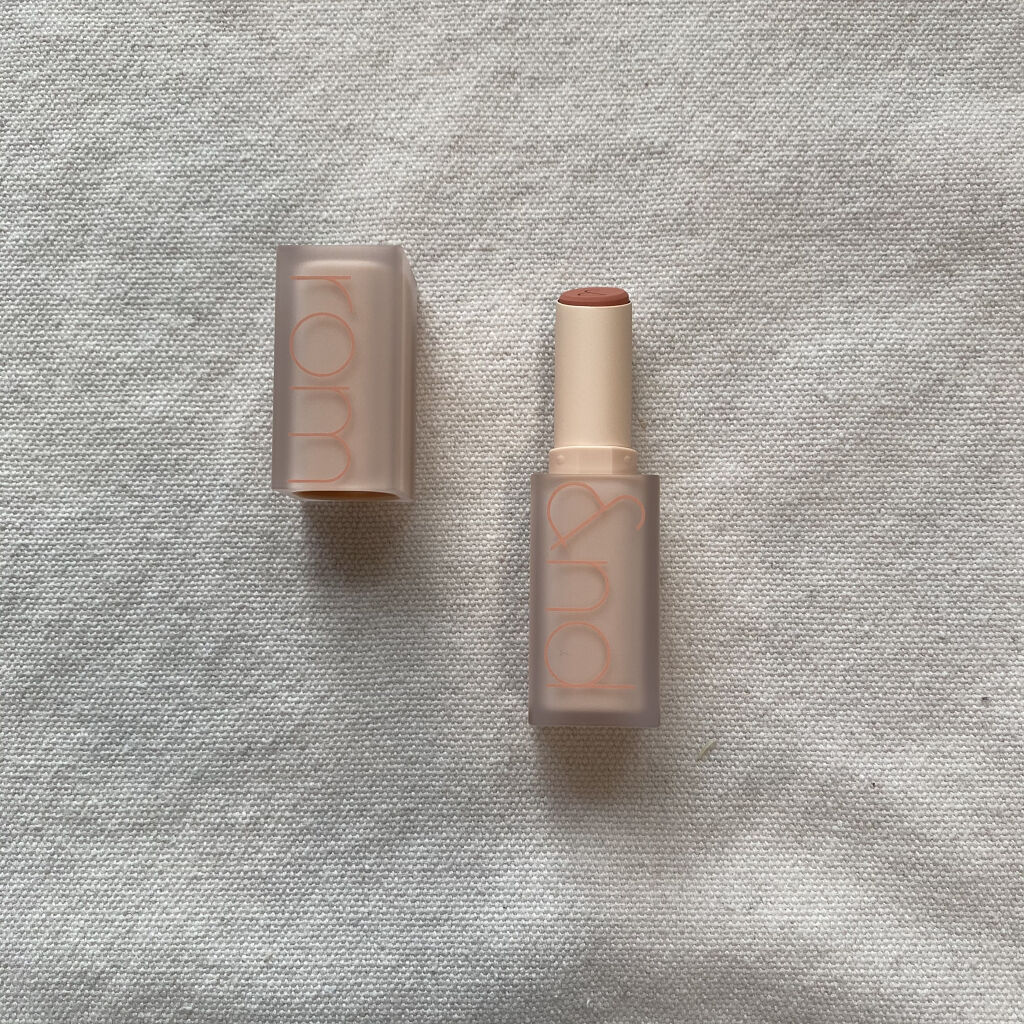 ゼロマットリップスティック/rom&nd/口紅を使ったクチコミ（2枚目）