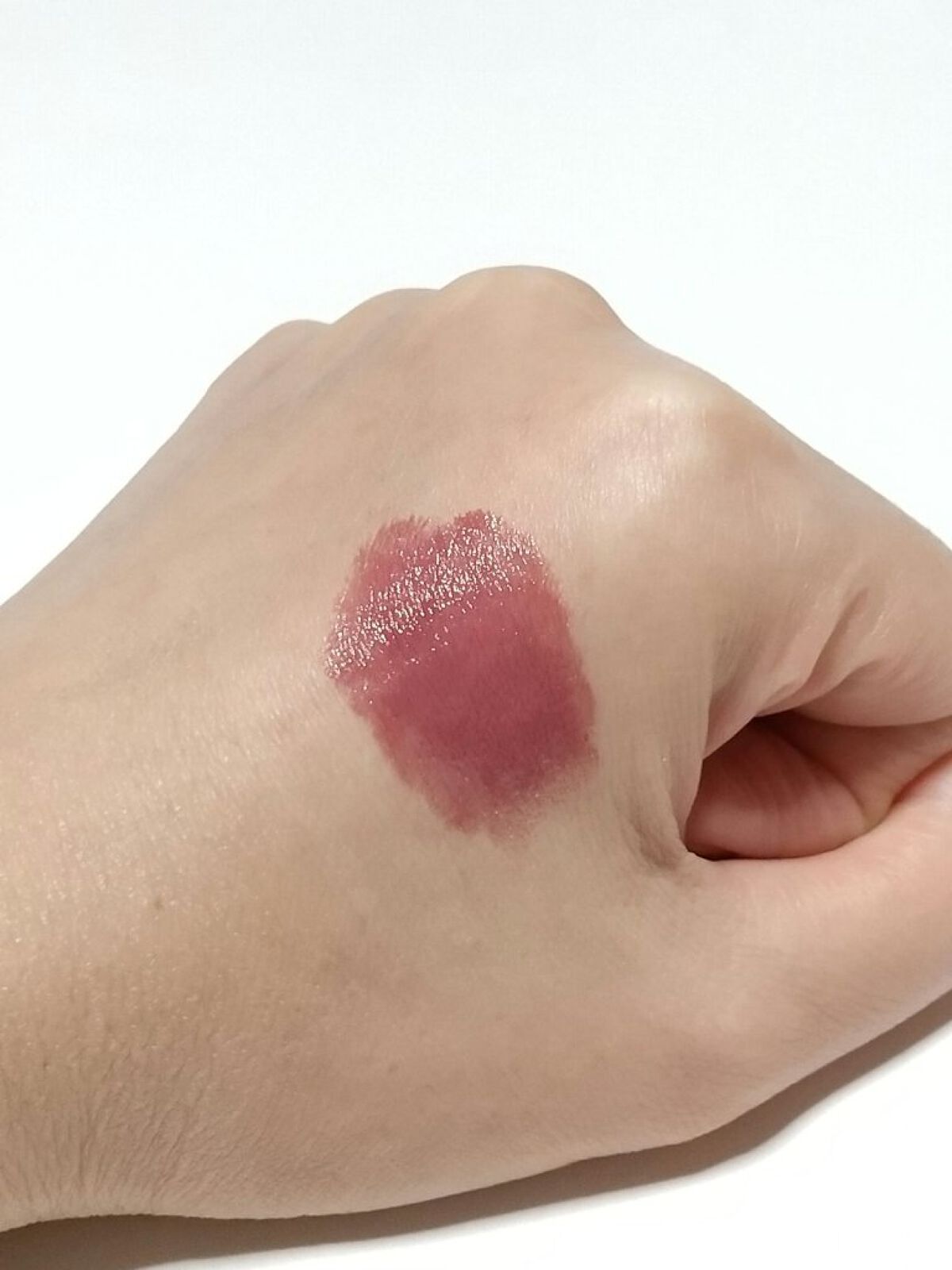 リンメル ロンドン ラスティングフィニッシュ クリーミィ リップのクチコミ「ブルベさんになじむツヤリップ‼️

リンメル　ラスティングフィニッシュクリーミィリップ
021.....」（3枚目）