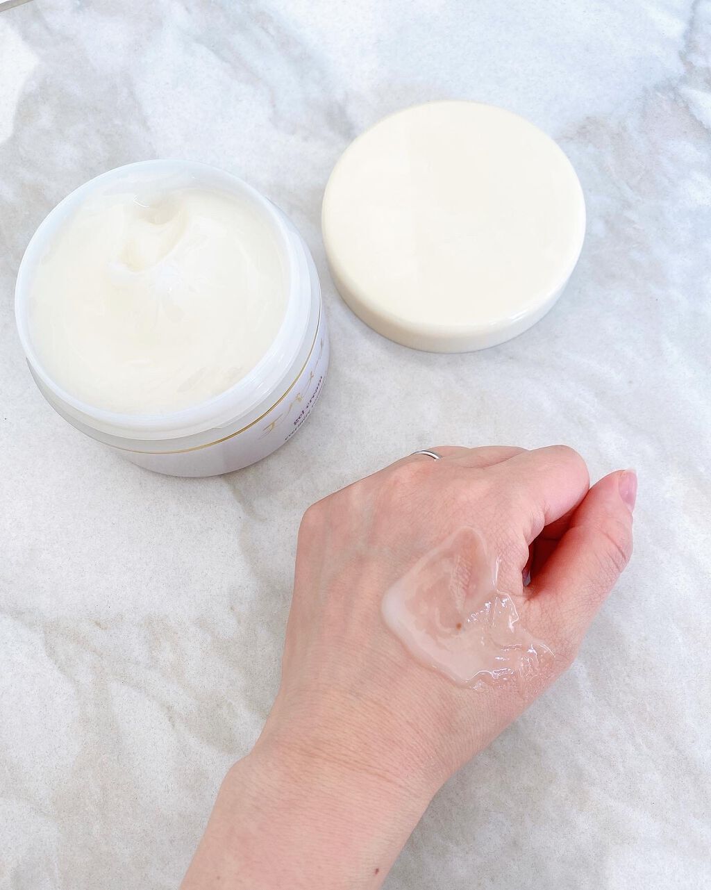 エバメールゲルクリーム/エバメール/ボディクリームを使ったクチコミ(2枚目)