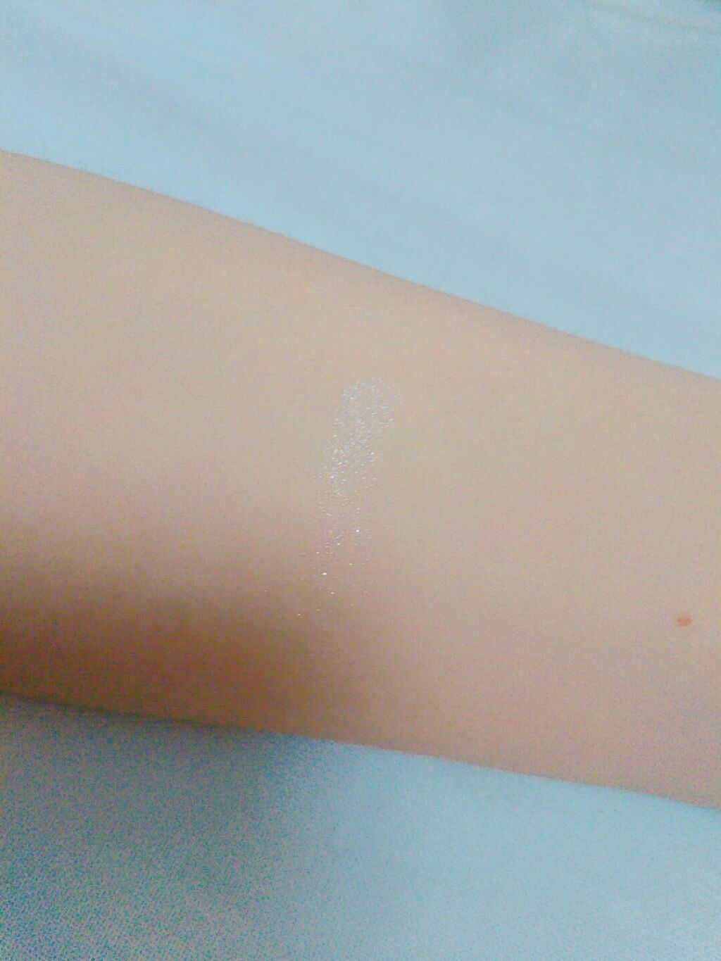 シャイニーシャドウ N SI05 カシミアベージュ/excel/単色アイシャドウを使ったクチコミ（2枚目）