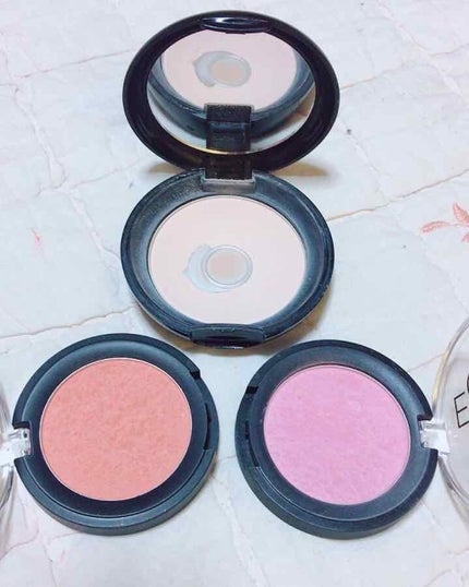 ブラーパウダーパクト/EGLIPS/パウダーファンデーションを使ったクチコミ(2枚目)