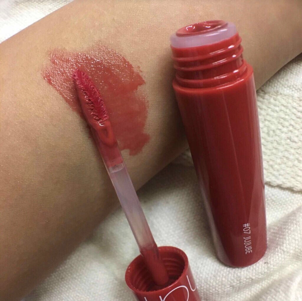 ジューシーラスティングティント/rom&nd/リップティントを使ったクチコミ(4枚目)