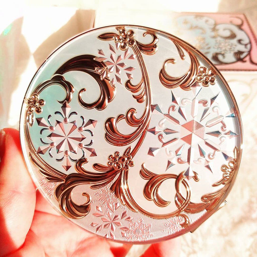 スノービューティー ホワイトニング スキンケアパウダーP2021		/スノービューティー/プレストパウダーを使ったクチコミ（2枚目）