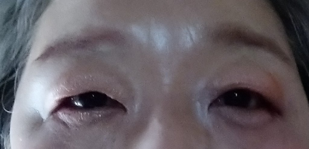 バビメロシャイニーアイパレット/VAVI MELLO/アイシャドウパレットを使ったクチコミ（3枚目）