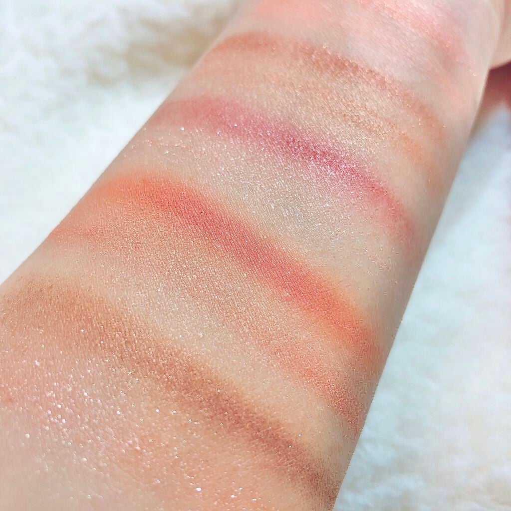 スターライトファントム 10色アイシャドウパレット/HEXZE(ヘックスゼ)/アイシャドウパレットを使ったクチコミ(6枚目)