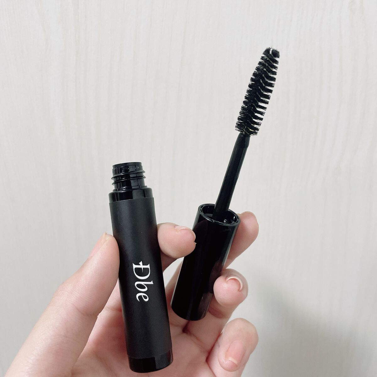 眉毛美容液/Dbe/まつげ美容液を使ったクチコミ(2枚目)