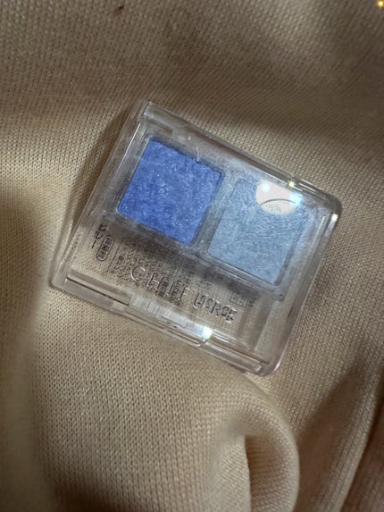 ツイン カラー アイシャドウ 93 ブルー系/ちふれ/アイシャドウパレットを使ったクチコミ(1枚目)