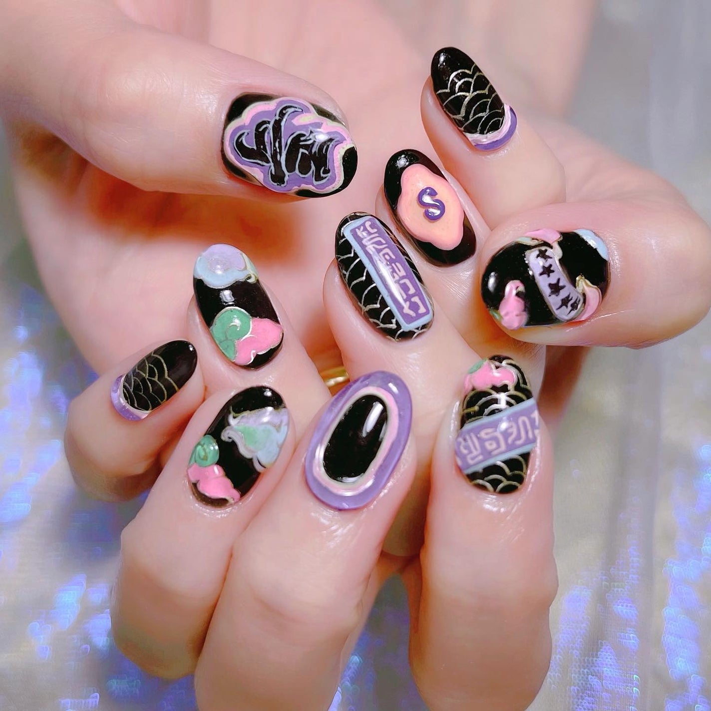 なかやまちえこ on LIPS 「★★★★★⠀⠀#nail#nails#nailart#ネイル#..」(2枚目)