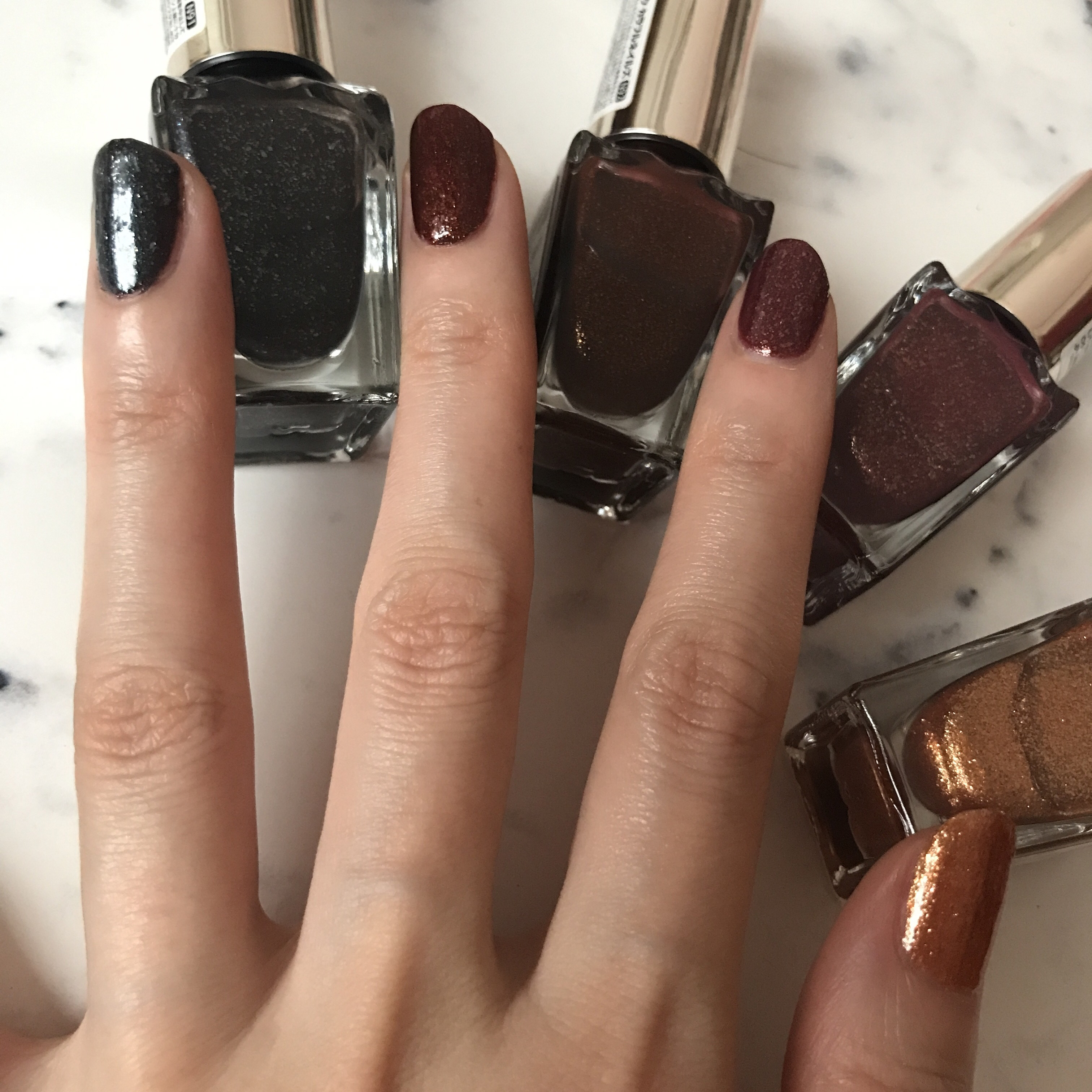 カラフルネイルズ/キャンメイク/マニキュアを使ったクチコミ（3枚目）