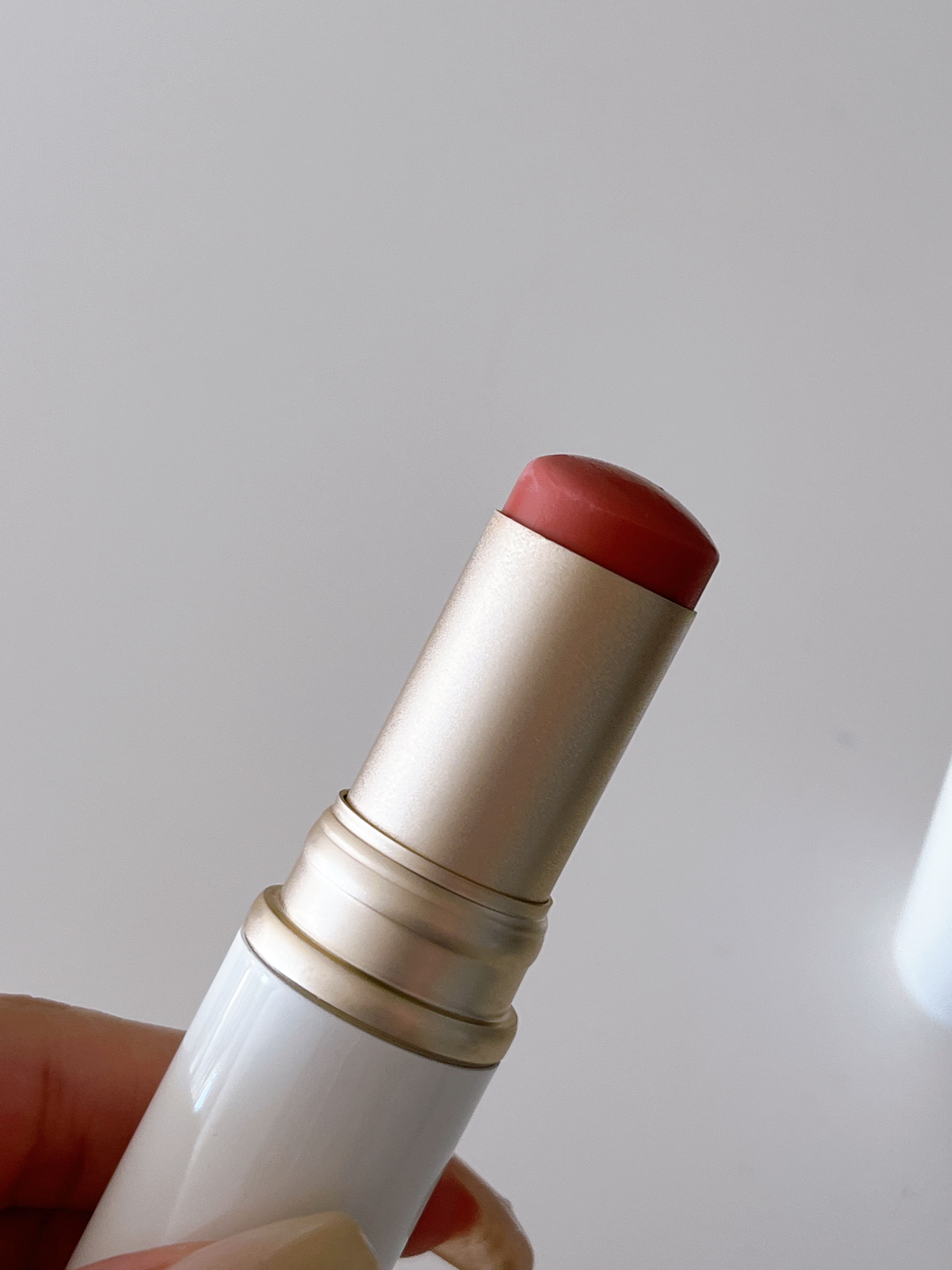 トゥルーディメンションラディアンスバーム TP003 テンダールーム/hince/スティックハイライトを使ったクチコミ（3枚目）