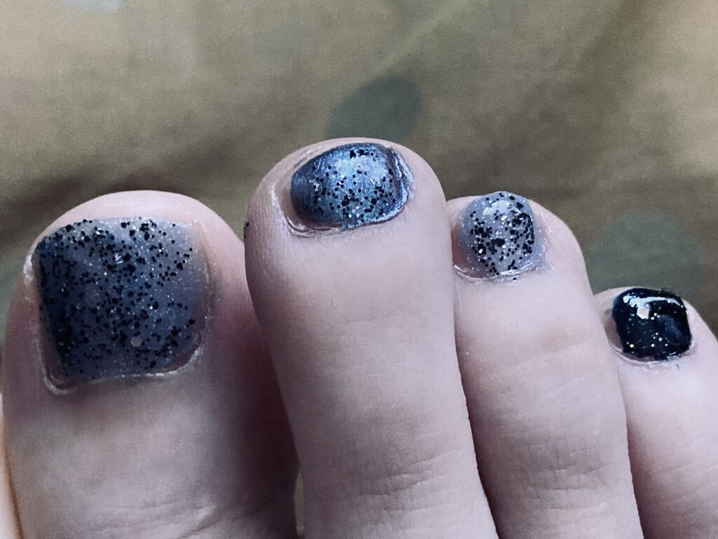 Flamboyant(フランボヤン) ピールオフネイル/DAISO/マニキュアを使ったクチコミ（3枚目）