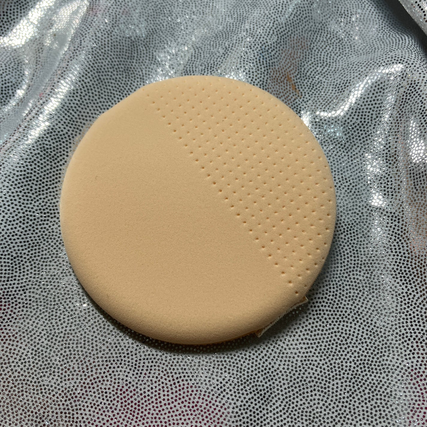 ヌードカーミンググロークッション/MAKE9/クッションファンデーションを使ったクチコミ(2枚目)