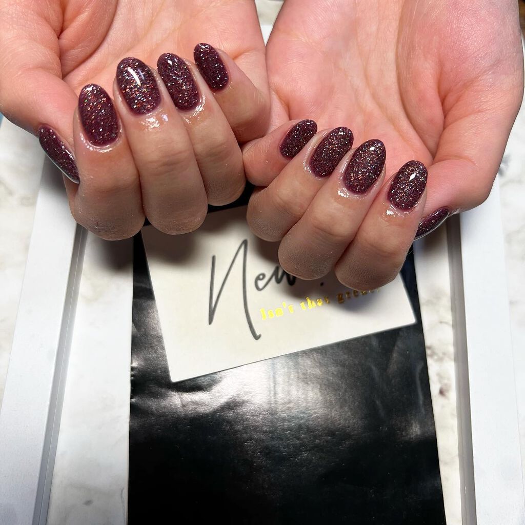 cst on LIPS 「#ラメネイル#glitternails#glitter#🍷💅#..」(1枚目)