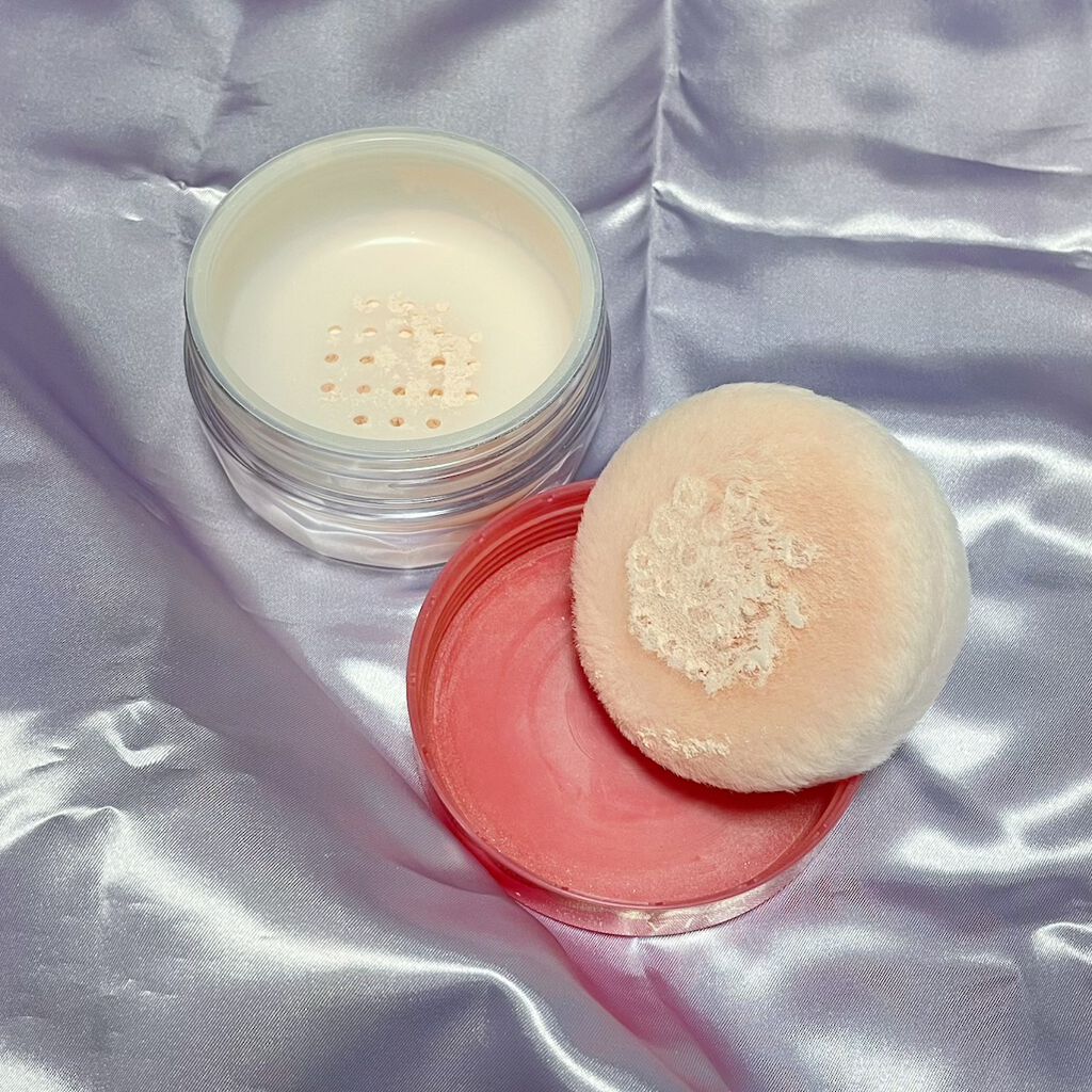 SALA ボディパフパウダーN プリズムパール(サラ スウィートローズの香り)のクチコミ「\サラサラが持続💎/
SALA
ボディパフパウダーN
プリズムパール
40g
税込1750円
.....」（2枚目）