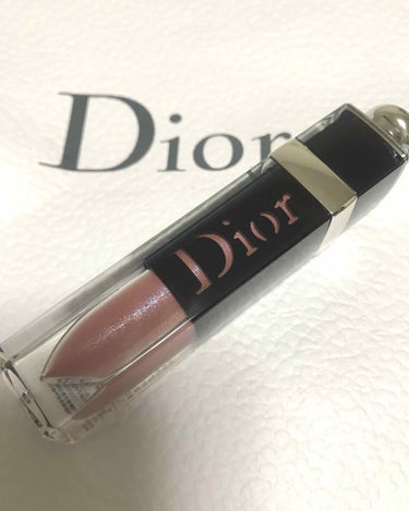 Dior アディクトラッカープランプ
327   グリッタラティ

ティントということで、気になり過ぎて購入しましたー！

327は赤よりのベージュをベースに多色ラメがキラキラとうっとりしてしまうような