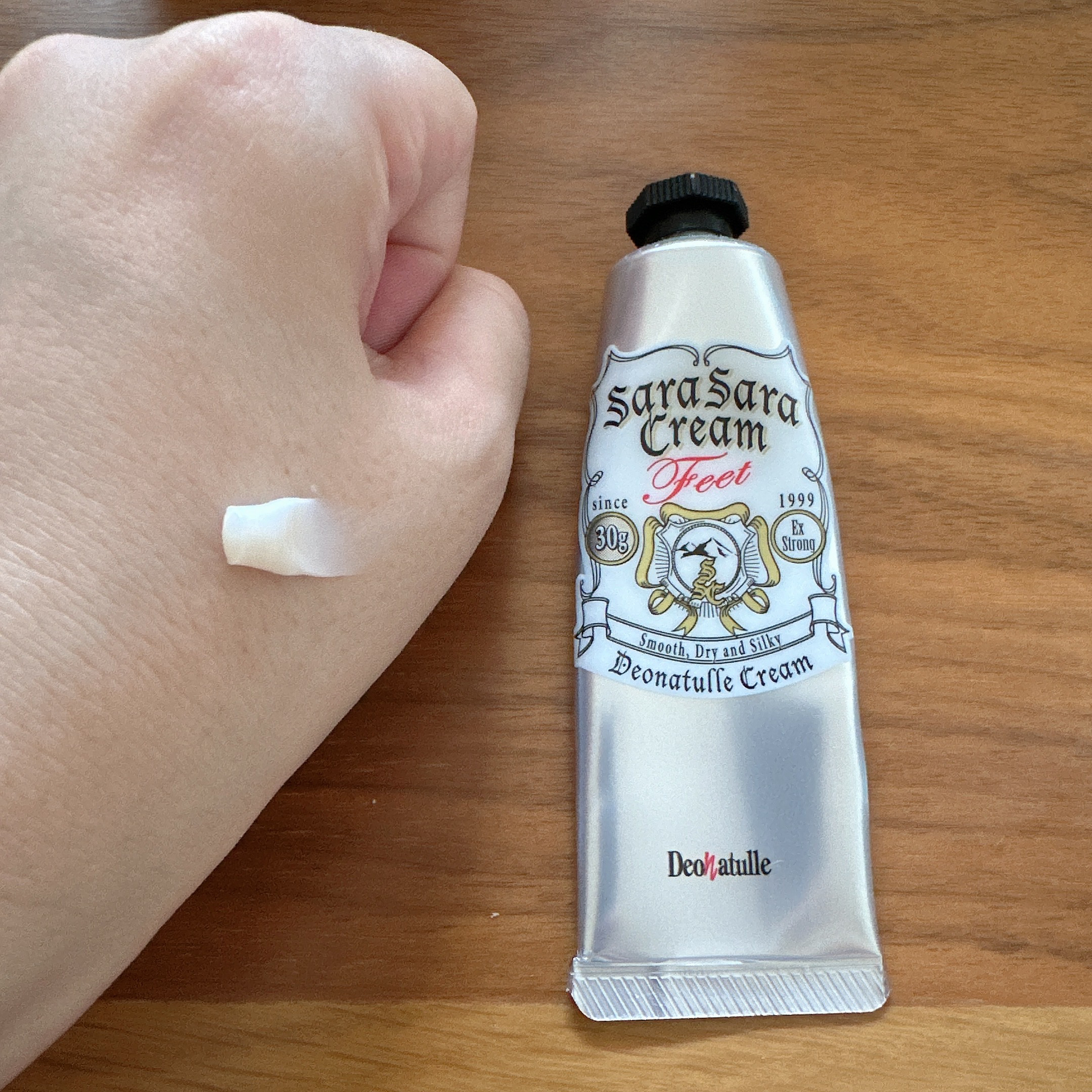 薬用足指さらさらクリーム/デオナチュレ/デオドラント・制汗剤を使ったクチコミ（3枚目）