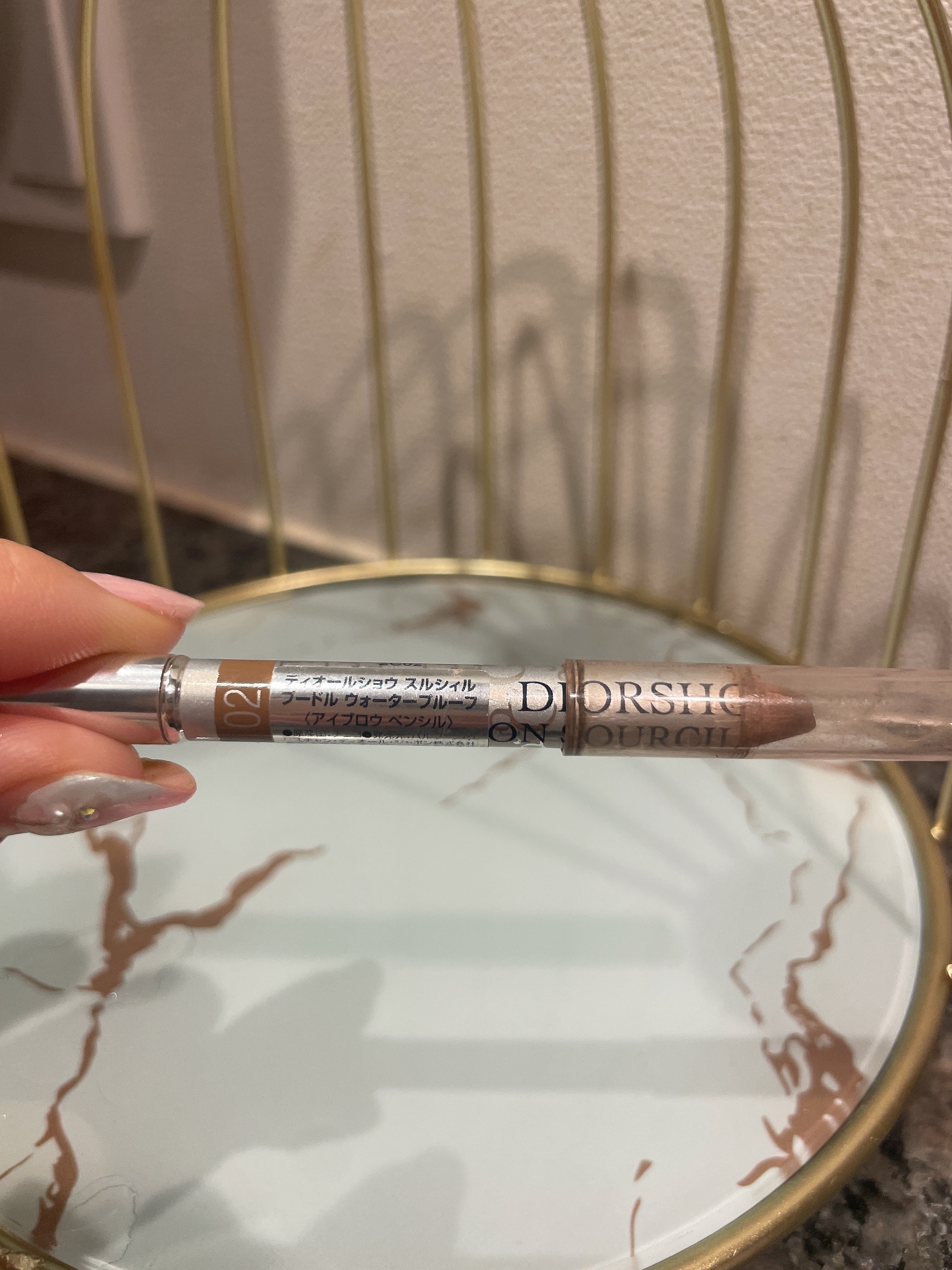 ディオールショウ スルシィル プードル ウォータープルーフ 02 チェスナット/Dior/ペンシルアイライナーを使ったクチコミ（2枚目）